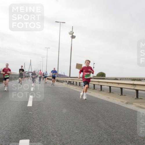 03.10.2025 - Köhlbrandbrückenlauf Matties Gatica Varas http://msf.ph/oto/9189623 03.10.2025 15:58:51 Position 3  meine-sportfotos.de