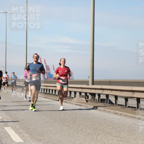 03.10.2025 - Köhlbrandbrückenlauf Yannick Fuchs http://msf.ph/oto/9189625 03.10.2025 11:49:19 Position 3  meine-sportfotos.de