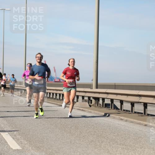 03.10.2025 - Köhlbrandbrückenlauf Yannick Fuchs http://msf.ph/oto/9189633 03.10.2025 11:49:19 Position 3 4494 meine-sportfotos.de