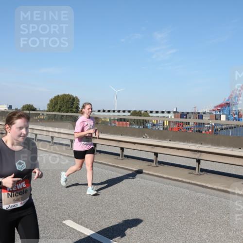 03.10.2025 - Köhlbrandbrückenlauf Yannick Fuchs http://msf.ph/oto/9189661 03.10.2025 12:09:29 Position 3 5407 meine-sportfotos.de