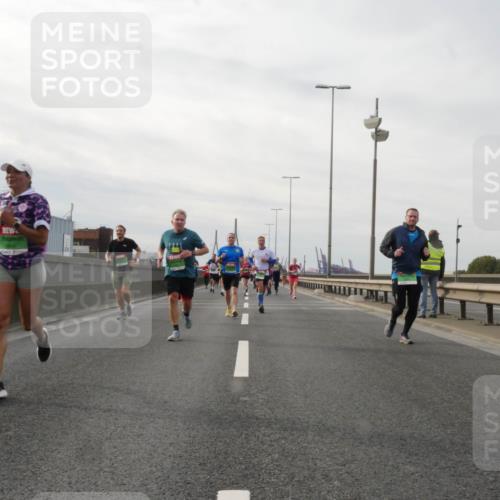 03.10.2025 - Köhlbrandbrückenlauf Matties Gatica Varas http://msf.ph/oto/9189662 03.10.2025 15:59:00 Position 3  meine-sportfotos.de