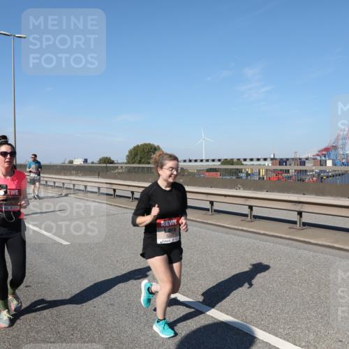 03.10.2025 - Köhlbrandbrückenlauf Yannick Fuchs http://msf.ph/oto/9189672 03.10.2025 12:09:31 Position 3 5289 meine-sportfotos.de
