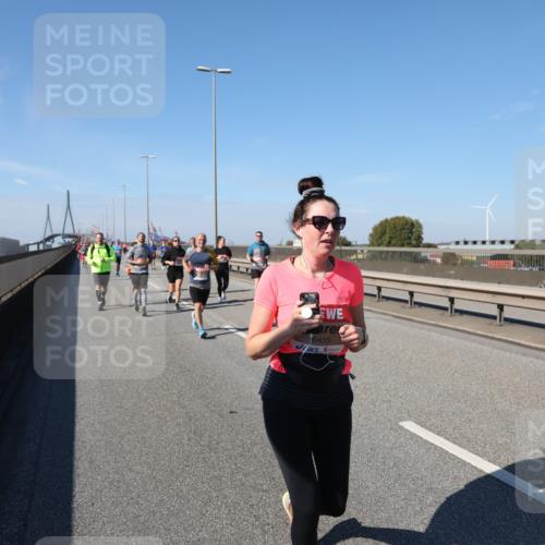 03.10.2025 - Köhlbrandbrückenlauf Yannick Fuchs http://msf.ph/oto/9189679 03.10.2025 12:09:32 Position 3 6455 meine-sportfotos.de