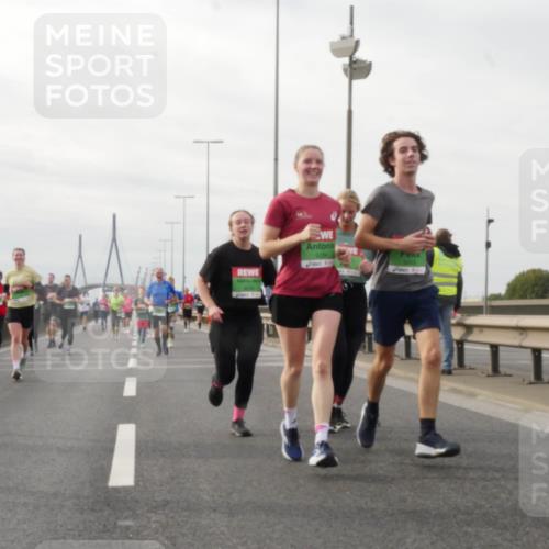 03.10.2025 - Köhlbrandbrückenlauf Matties Gatica Varas http://msf.ph/oto/9189697 03.10.2025 15:59:08 Position 3 9204 meine-sportfotos.de