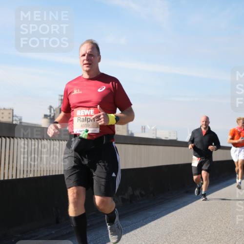 03.10.2025 - Köhlbrandbrückenlauf Yannick Fuchs http://msf.ph/oto/9189717 03.10.2025 11:49:26 Position 3 4159 meine-sportfotos.de