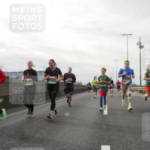 03.10.2025 - Köhlbrandbrückenlauf Matties Gatica Varas http://msf.ph/oto/9189730 03.10.2025 15:59:15 Position 3  meine-sportfotos.de