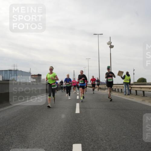 03.10.2025 - Köhlbrandbrückenlauf Matties Gatica Varas http://msf.ph/oto/9189739 03.10.2025 15:59:17 Position 3  meine-sportfotos.de