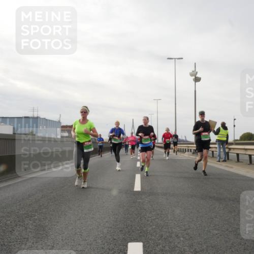 03.10.2025 - Köhlbrandbrückenlauf Matties Gatica Varas http://msf.ph/oto/9189741 03.10.2025 15:59:17 Position 3  meine-sportfotos.de