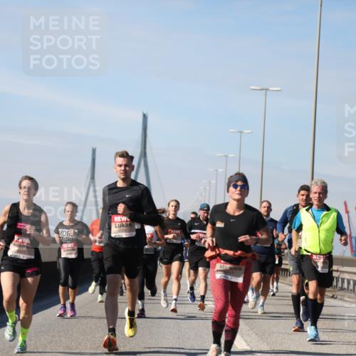 03.10.2025 - Köhlbrandbrückenlauf Yannick Fuchs http://msf.ph/oto/9189745 03.10.2025 11:49:30 Position 3 6427 meine-sportfotos.de