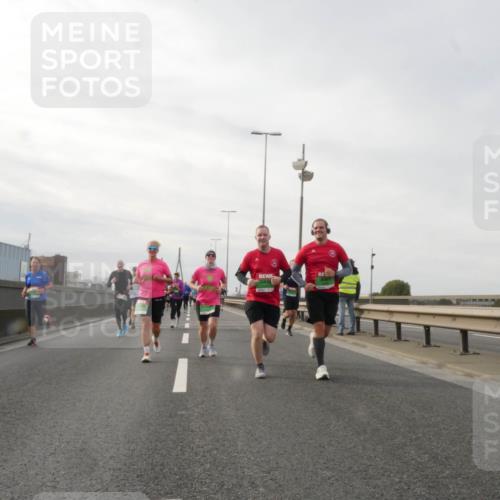 03.10.2025 - Köhlbrandbrückenlauf Matties Gatica Varas http://msf.ph/oto/9189757 03.10.2025 15:59:20 Position 3  meine-sportfotos.de