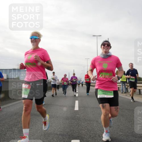 03.10.2025 - Köhlbrandbrückenlauf Matties Gatica Varas http://msf.ph/oto/9189767 03.10.2025 15:59:22 Position 3 9357 meine-sportfotos.de