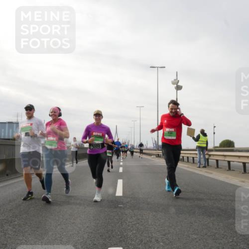 03.10.2025 - Köhlbrandbrückenlauf Matties Gatica Varas http://msf.ph/oto/9189776 03.10.2025 15:59:25 Position 3 7194 meine-sportfotos.de
