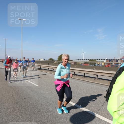 03.10.2025 - Köhlbrandbrückenlauf Yannick Fuchs http://msf.ph/oto/9189785 03.10.2025 12:09:38 Position 3  meine-sportfotos.de