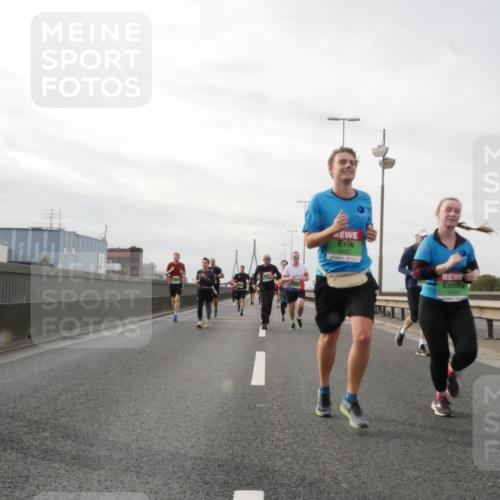 03.10.2025 - Köhlbrandbrückenlauf Matties Gatica Varas http://msf.ph/oto/9189818 03.10.2025 15:59:34 Position 3 9452 meine-sportfotos.de