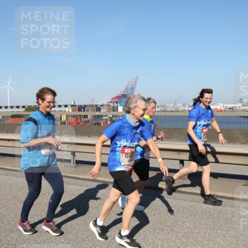 03.10.2025 - Köhlbrandbrückenlauf Yannick Fuchs http://msf.ph/oto/9189890 03.10.2025 12:09:43 Position 3  meine-sportfotos.de
