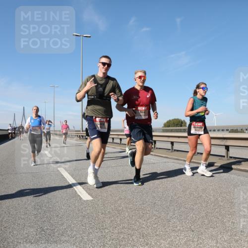 03.10.2025 - Köhlbrandbrückenlauf Yannick Fuchs http://msf.ph/oto/9189903 03.10.2025 11:49:40 Position 3 4015 meine-sportfotos.de