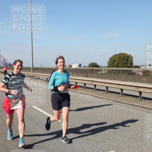 03.10.2025 - Köhlbrandbrückenlauf Yannick Fuchs http://msf.ph/oto/9189909 03.10.2025 12:09:45 Position 3 6376 meine-sportfotos.de