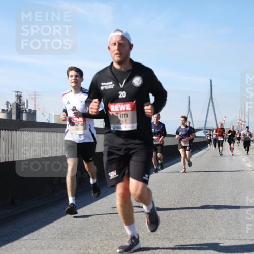 03.10.2025 - Köhlbrandbrückenlauf Yannick Fuchs http://msf.ph/oto/9189987 03.10.2025 11:49:47 Position 3 4312, 20 meine-sportfotos.de