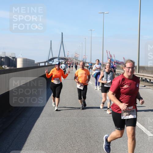 03.10.2025 - Köhlbrandbrückenlauf Yannick Fuchs http://msf.ph/oto/9190008 03.10.2025 12:09:53 Position 3  meine-sportfotos.de