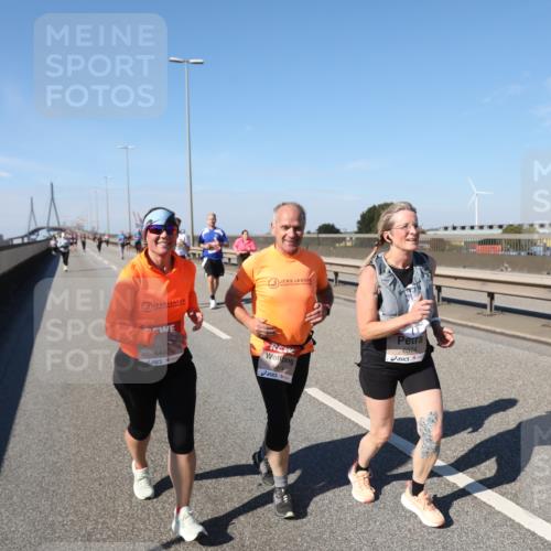 03.10.2025 - Köhlbrandbrückenlauf Yannick Fuchs http://msf.ph/oto/9190073 03.10.2025 12:09:56 Position 3 4440, 6574 meine-sportfotos.de