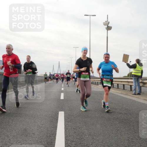 03.10.2025 - Köhlbrandbrückenlauf Matties Gatica Varas http://msf.ph/oto/9190096 03.10.2025 16:00:54 Position 3  meine-sportfotos.de