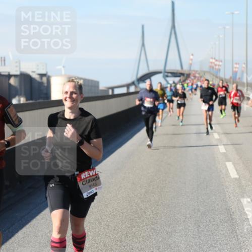 03.10.2025 - Köhlbrandbrückenlauf Yannick Fuchs http://msf.ph/oto/9190100 03.10.2025 11:49:57 Position 3 5646, 5645 meine-sportfotos.de
