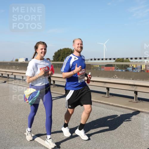 03.10.2025 - Köhlbrandbrückenlauf Yannick Fuchs http://msf.ph/oto/9190116 03.10.2025 12:09:59 Position 3 6076 meine-sportfotos.de