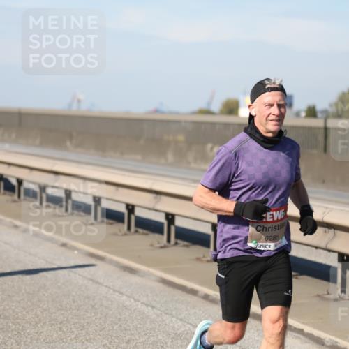 03.10.2025 - Köhlbrandbrückenlauf Yannick Fuchs http://msf.ph/oto/9190118 03.10.2025 11:49:59 Position 3 6285 meine-sportfotos.de