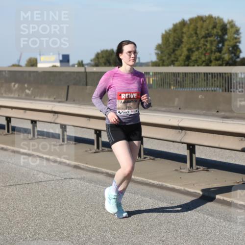 03.10.2025 - Köhlbrandbrückenlauf Yannick Fuchs http://msf.ph/oto/9190169 03.10.2025 12:10:02 Position 3 4997 meine-sportfotos.de