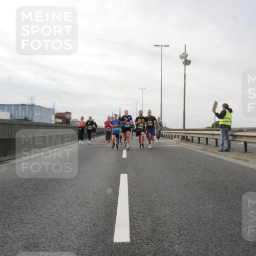03.10.2025 - Köhlbrandbrückenlauf Matties Gatica Varas http://msf.ph/oto/9190173 03.10.2025 16:01:11 Position 3  meine-sportfotos.de