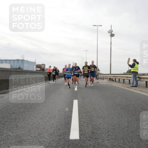 03.10.2025 - Köhlbrandbrückenlauf Matties Gatica Varas http://msf.ph/oto/9190175 03.10.2025 16:01:12 Position 3  meine-sportfotos.de