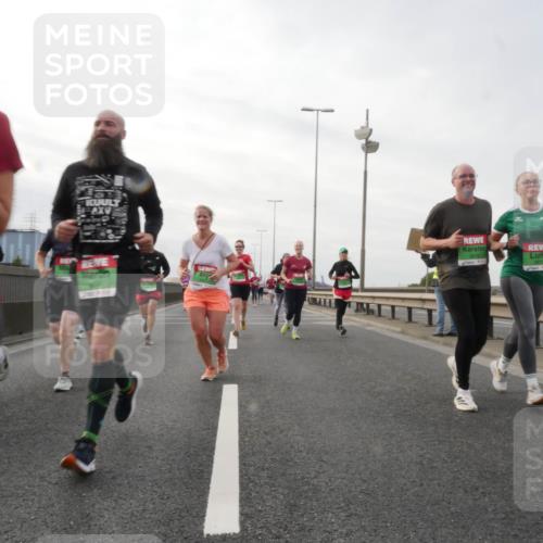 03.10.2025 - Köhlbrandbrückenlauf Matties Gatica Varas http://msf.ph/oto/9190194 03.10.2025 16:01:16 Position 3  meine-sportfotos.de