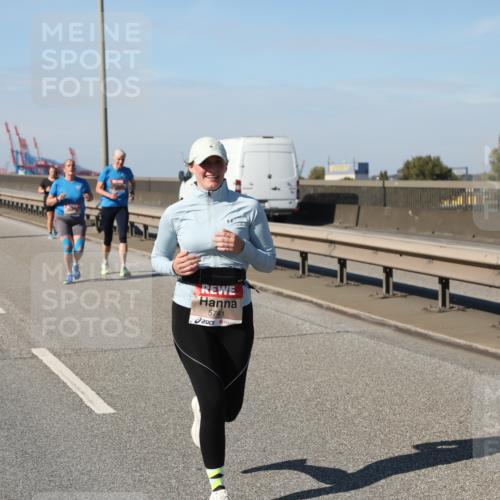 03.10.2025 - Köhlbrandbrückenlauf Yannick Fuchs http://msf.ph/oto/9190203 03.10.2025 12:10:04 Position 3 5741 meine-sportfotos.de