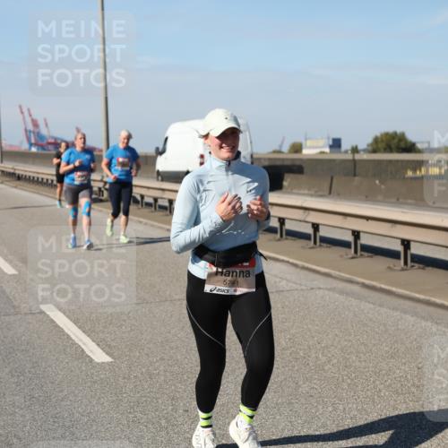 03.10.2025 - Köhlbrandbrückenlauf Yannick Fuchs http://msf.ph/oto/9190206 03.10.2025 12:10:04 Position 3 5741 meine-sportfotos.de