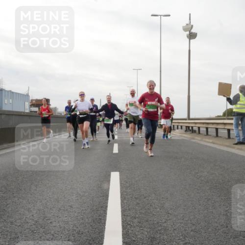 03.10.2025 - Köhlbrandbrückenlauf Matties Gatica Varas http://msf.ph/oto/9190219 03.10.2025 16:01:23 Position 3  meine-sportfotos.de