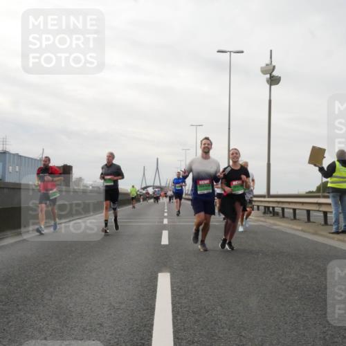 03.10.2025 - Köhlbrandbrückenlauf Matties Gatica Varas http://msf.ph/oto/9190252 03.10.2025 16:01:30 Position 3  meine-sportfotos.de