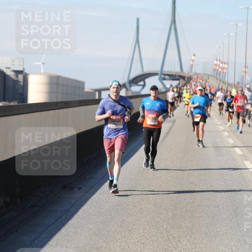 03.10.2025 - Köhlbrandbrückenlauf Yannick Fuchs http://msf.ph/oto/9190257 03.10.2025 11:50:18 Position 3  meine-sportfotos.de