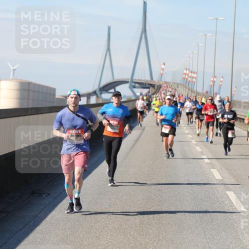 03.10.2025 - Köhlbrandbrückenlauf Yannick Fuchs http://msf.ph/oto/9190265 03.10.2025 11:50:18 Position 3 970, 4184 meine-sportfotos.de