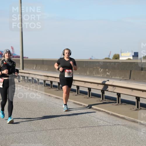03.10.2025 - Köhlbrandbrückenlauf Yannick Fuchs http://msf.ph/oto/9190286 03.10.2025 12:10:10 Position 3  meine-sportfotos.de