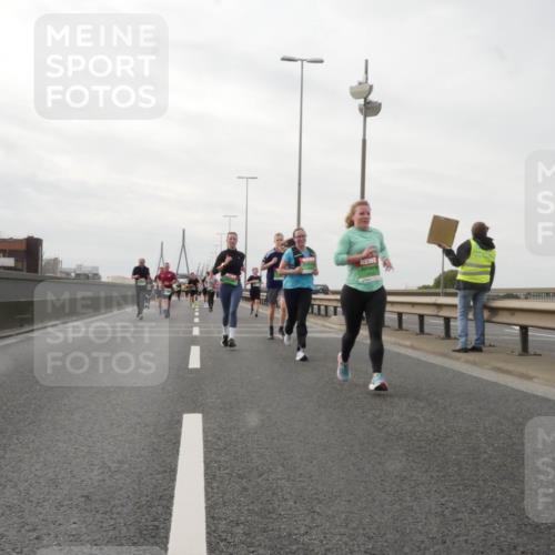 03.10.2025 - Köhlbrandbrückenlauf Matties Gatica Varas http://msf.ph/oto/9190333 03.10.2025 16:01:47 Position 3  meine-sportfotos.de