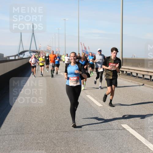 03.10.2025 - Köhlbrandbrückenlauf Yannick Fuchs http://msf.ph/oto/9190363 03.10.2025 11:50:29 Position 3 4195 meine-sportfotos.de