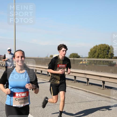 03.10.2025 - Köhlbrandbrückenlauf Yannick Fuchs http://msf.ph/oto/9190380 03.10.2025 11:50:30 Position 3 4195 meine-sportfotos.de