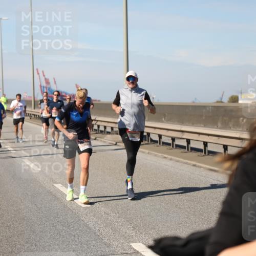 03.10.2025 - Köhlbrandbrückenlauf Yannick Fuchs http://msf.ph/oto/9190384 03.10.2025 11:50:31 Position 3  meine-sportfotos.de