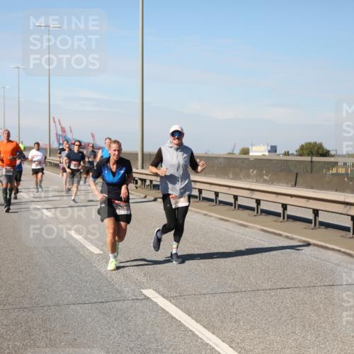 03.10.2025 - Köhlbrandbrückenlauf Yannick Fuchs http://msf.ph/oto/9190394 03.10.2025 11:50:31 Position 3  meine-sportfotos.de
