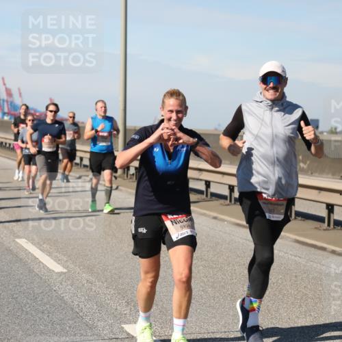 03.10.2025 - Köhlbrandbrückenlauf Yannick Fuchs http://msf.ph/oto/9190404 03.10.2025 11:50:32 Position 3 5994, 43 meine-sportfotos.de
