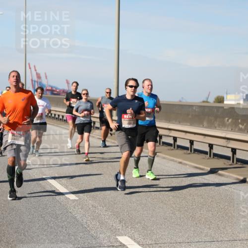 03.10.2025 - Köhlbrandbrückenlauf Yannick Fuchs http://msf.ph/oto/9190422 03.10.2025 11:50:34 Position 3 4403 meine-sportfotos.de