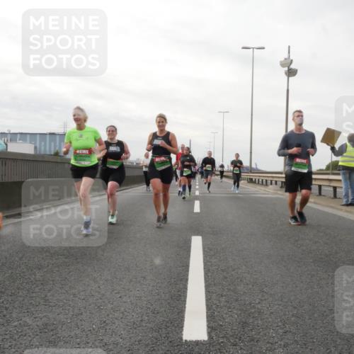 03.10.2025 - Köhlbrandbrückenlauf Matties Gatica Varas http://msf.ph/oto/9190428 03.10.2025 16:02:18 Position 3  meine-sportfotos.de