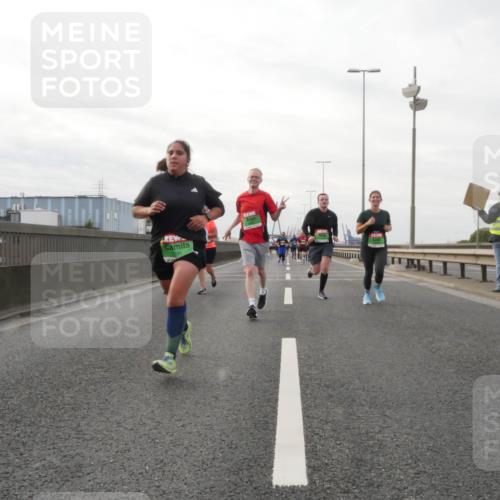 03.10.2025 - Köhlbrandbrückenlauf Matties Gatica Varas http://msf.ph/oto/9190440 03.10.2025 16:02:20 Position 3 7785 meine-sportfotos.de