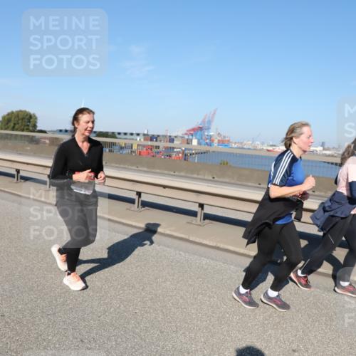 03.10.2025 - Köhlbrandbrückenlauf Yannick Fuchs http://msf.ph/oto/9190475 03.10.2025 12:10:23 Position 3  meine-sportfotos.de