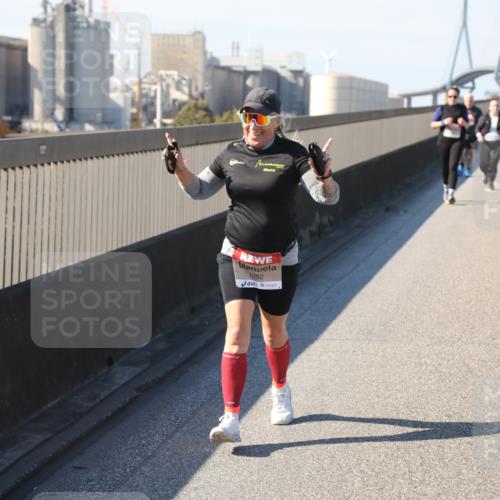 03.10.2025 - Köhlbrandbrückenlauf Yannick Fuchs http://msf.ph/oto/9190518 03.10.2025 12:10:26 Position 3 6292 meine-sportfotos.de